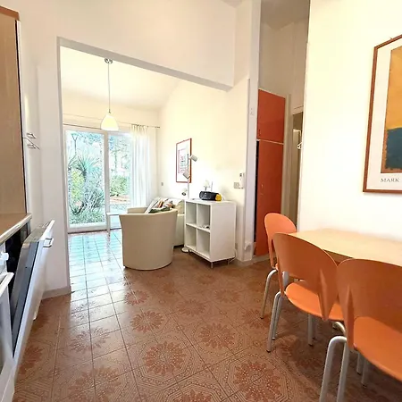 Dinky 267 Бібіоне